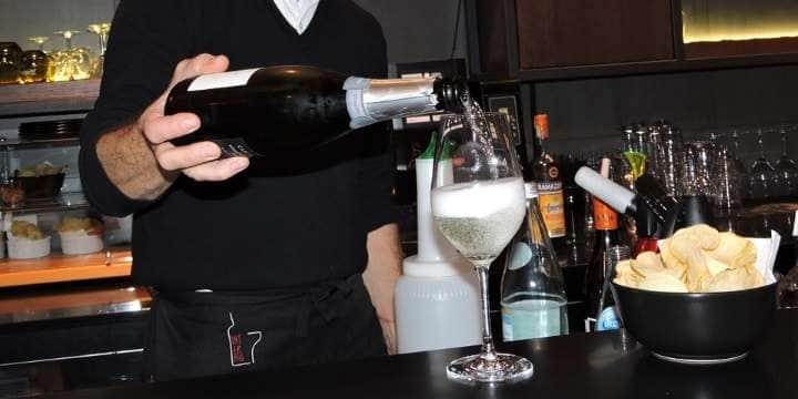 vinbarfront1