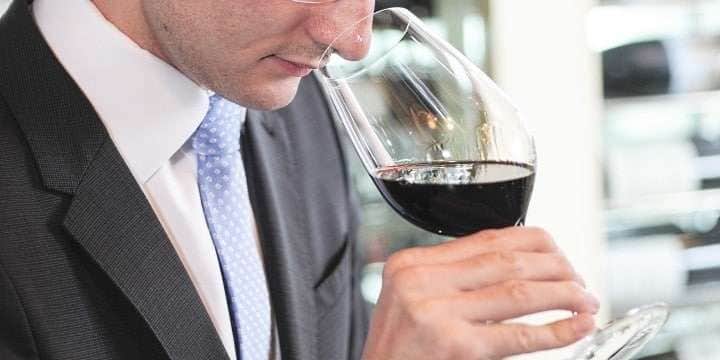 Vad gor en sommelier