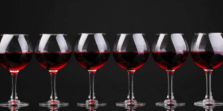 wineglasses-isolated-on-black