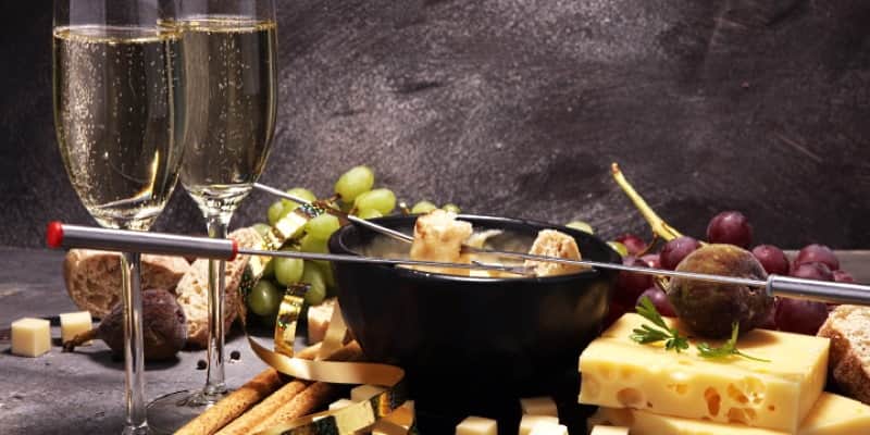 Vinregionen Jura - omslag ostbricka och vin