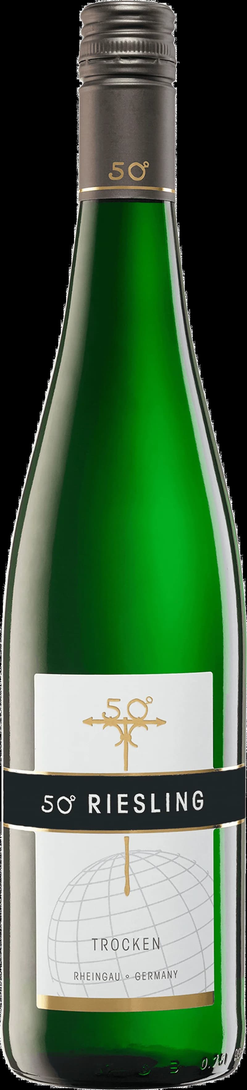 Kollage med 50 olika vita viner i glas och flaskor.