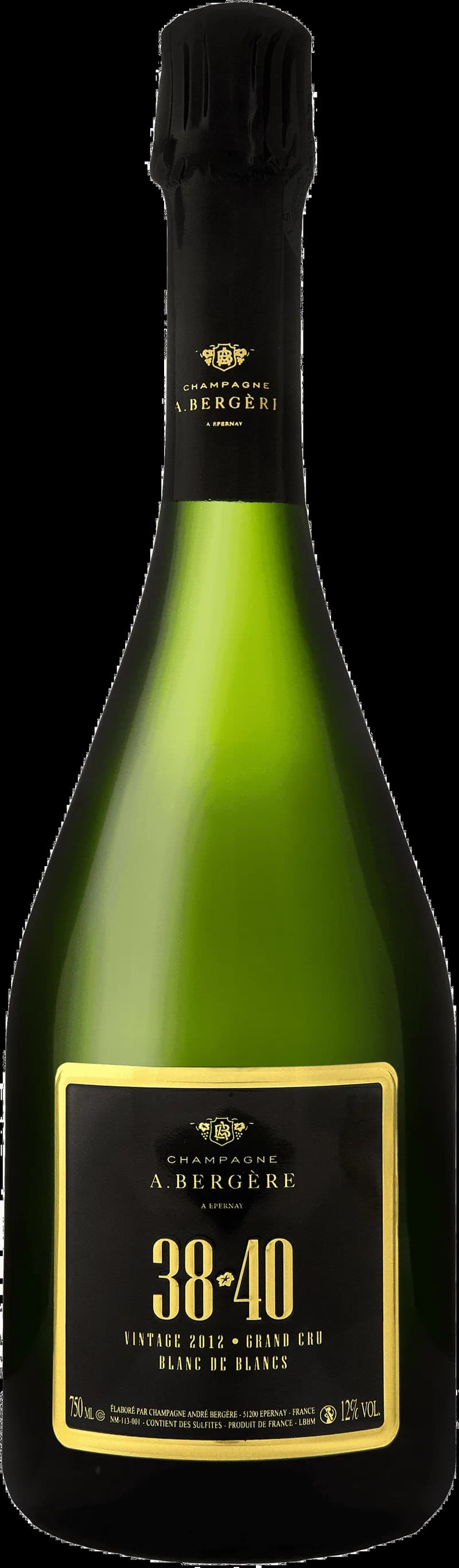 Flaska och glas med mousserande vin från Åbergs vingård