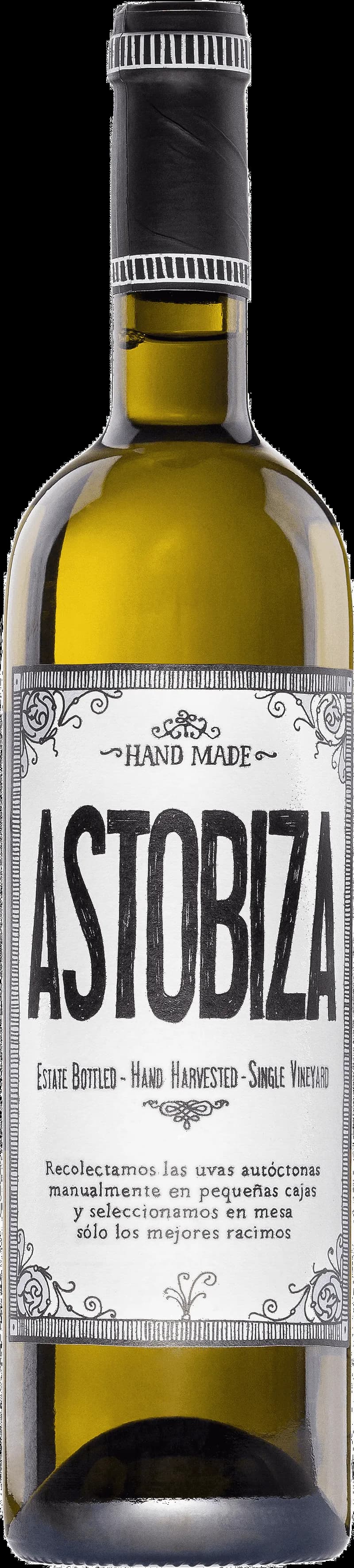 Astobiza vitt vin i ett glas mot en neutral bakgrund