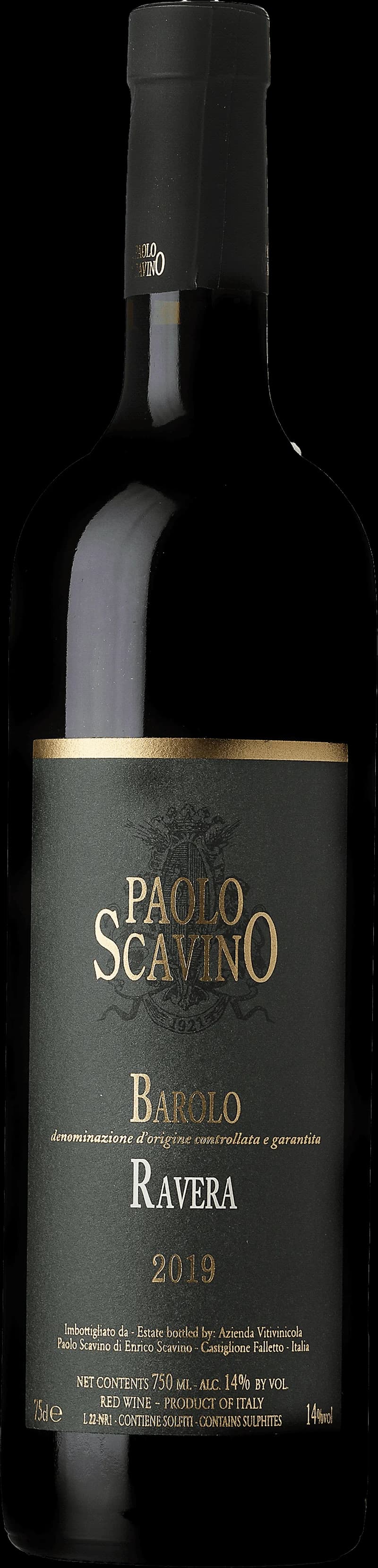 Flaska Barolo Ravera rött vin på bordet
