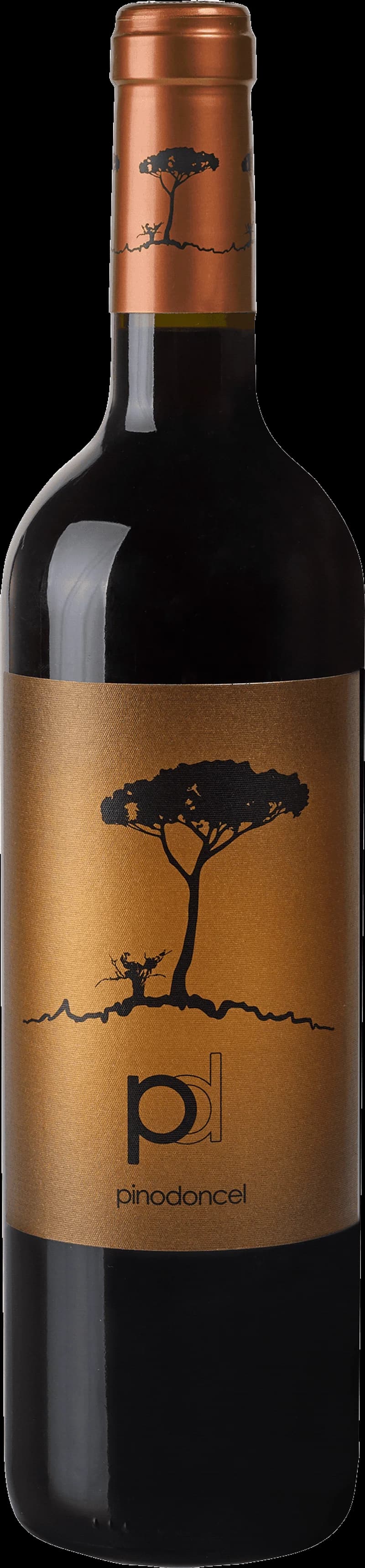 Flaska och glas med rött vin från Bodegas Bleda
