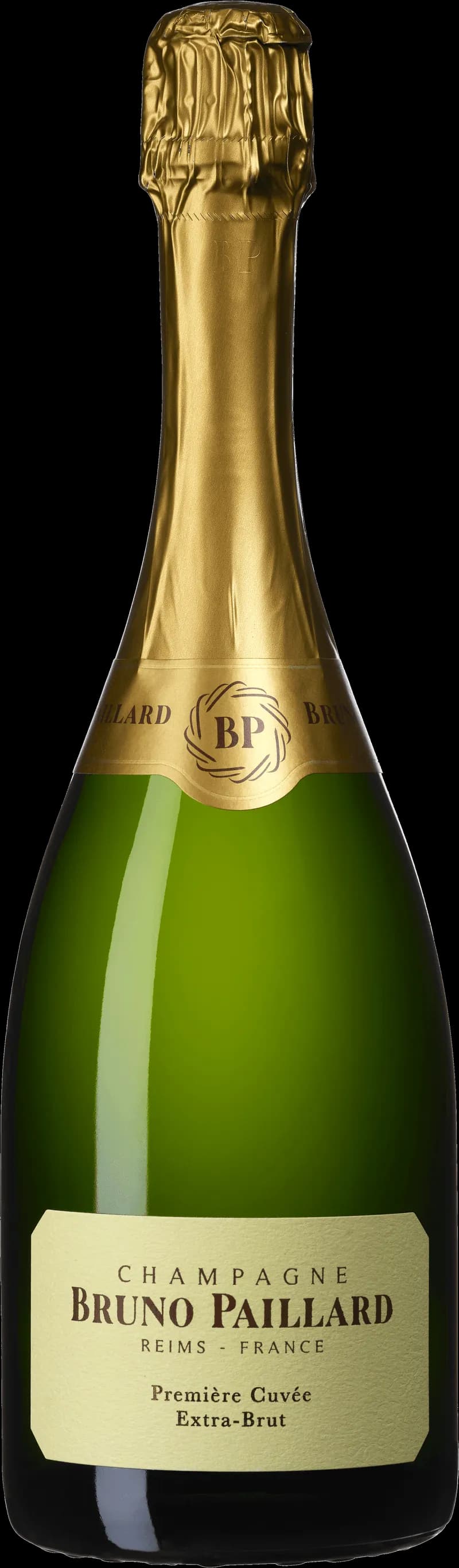 Bruno Paillard mousserande vin i ett elegant glas mot mörk bakgrund.