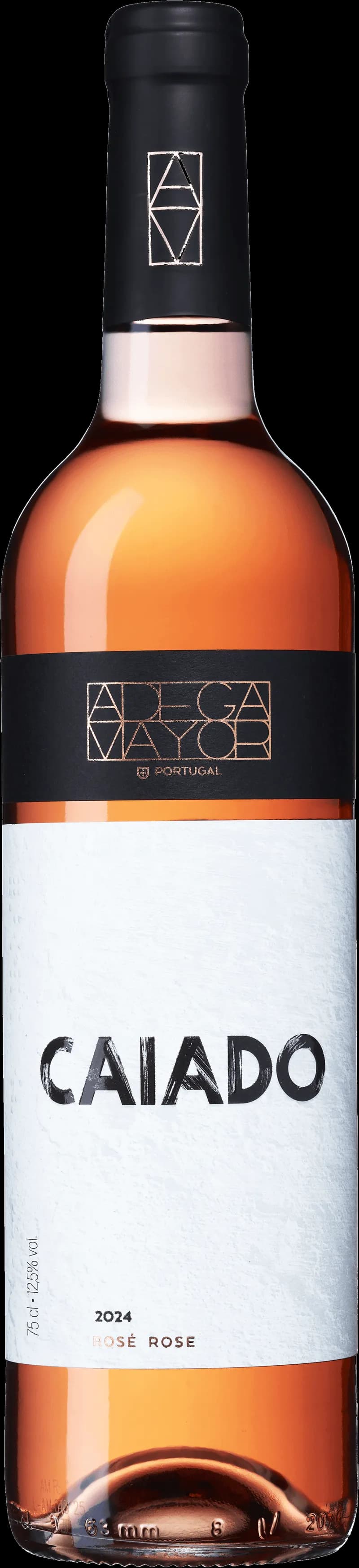 Caiado rosévin i ett glas mot ljus bakgrund