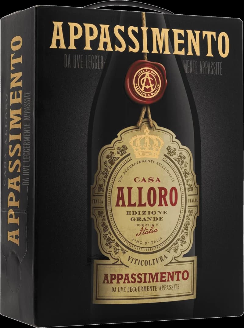 Flaska med Casa Alloro rött vin mot neutral bakgrund.