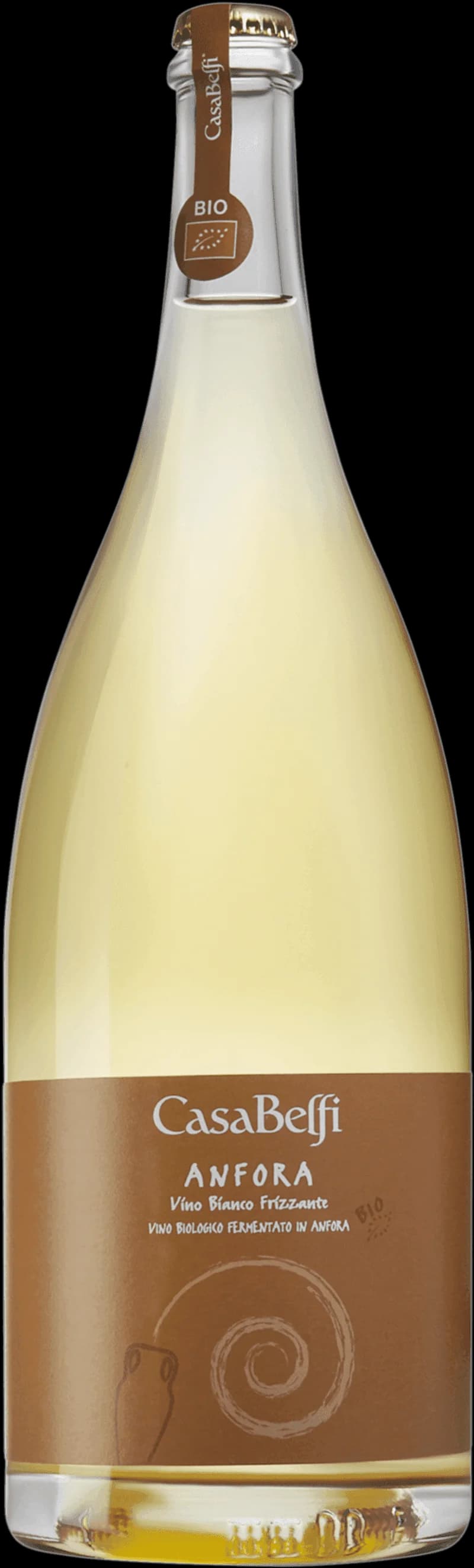 Flaska Casa Belfi Anfora vitt vin mot ljus bakgrund