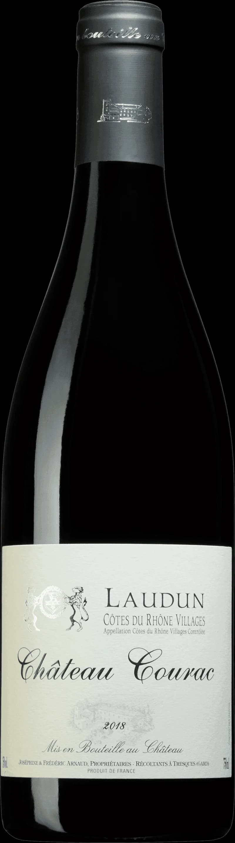 Flaska av Château Courac rött vin från 2007, etikett med slottet.