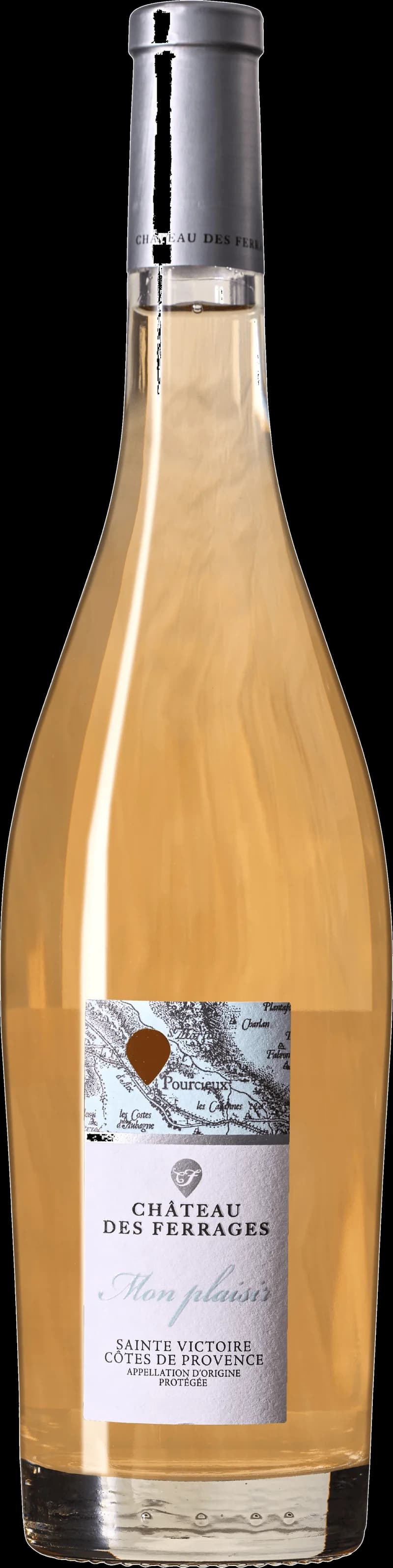 Flaska och glas med rosévin från Château des Ferrages