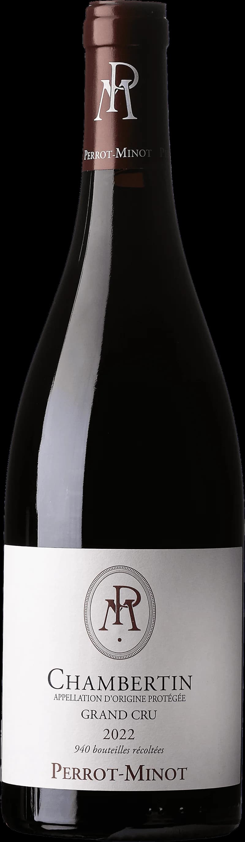 Chambertin Grand Cru rött vin i ett vinglas mot en mörk bakgrund