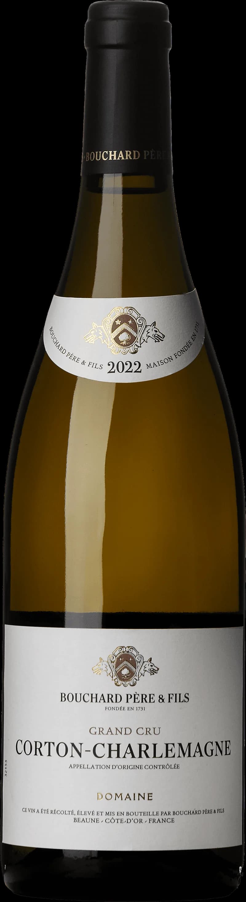 Flaska Corton-Charlemagne Grand Cru vitt vin mot neutral bakgrund