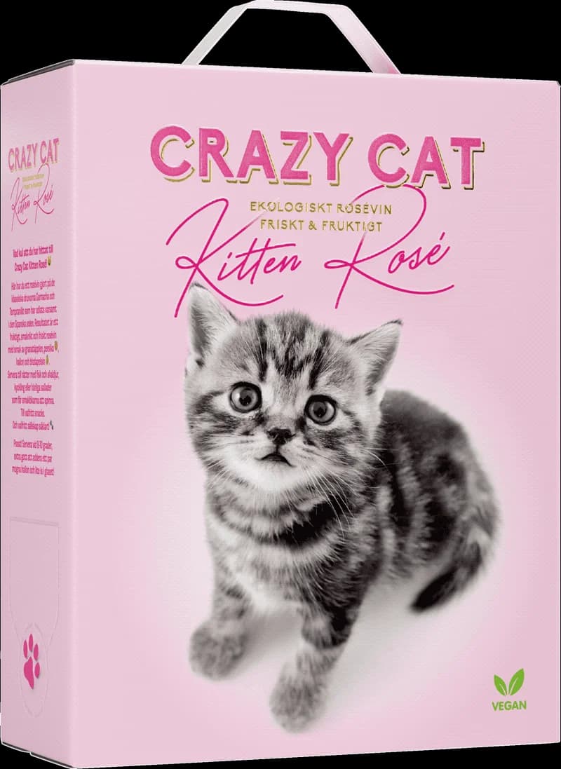 Flaska med etiketten Crazy Cat rosévin mot en ljus bakgrund