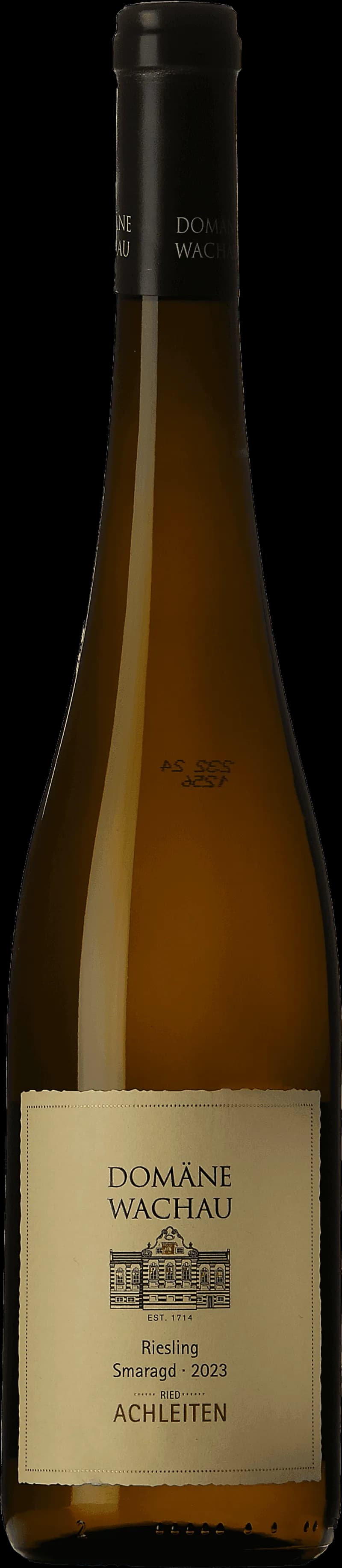 Flaska vitt vin från Domäne Wachau i Wachau, Österrike.