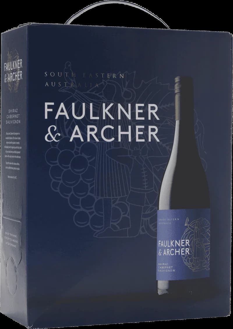 Flaska Faulkner Archer rött vin mot mörk bakgrund
