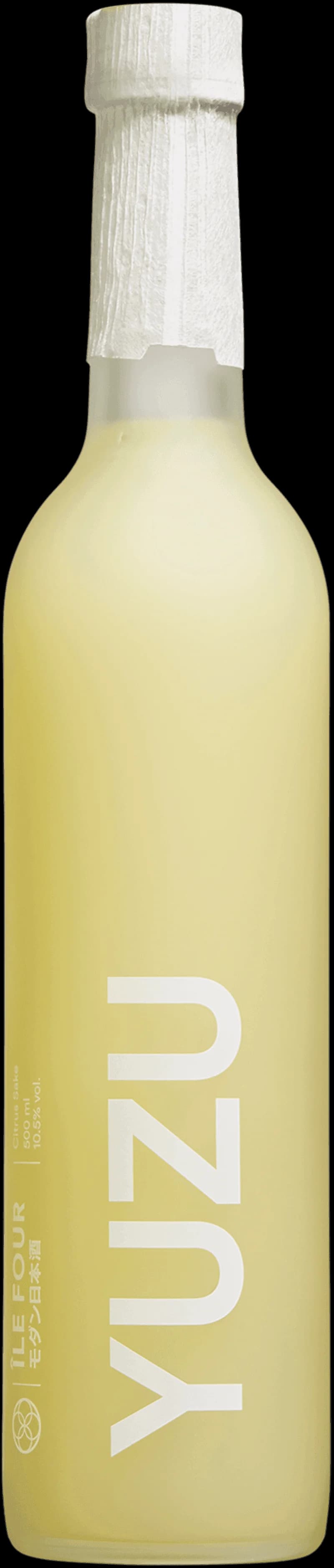 Flaska Ile Four Yuzu Sake på ett bord