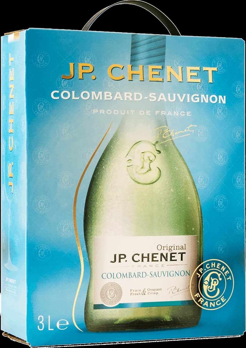 Flaska av JP Chenet vitt vin mot ljus bakgrund