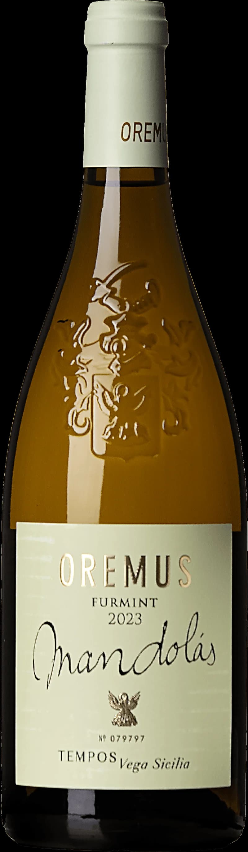Flaska Mandol S vitt vin på vit bakgrund