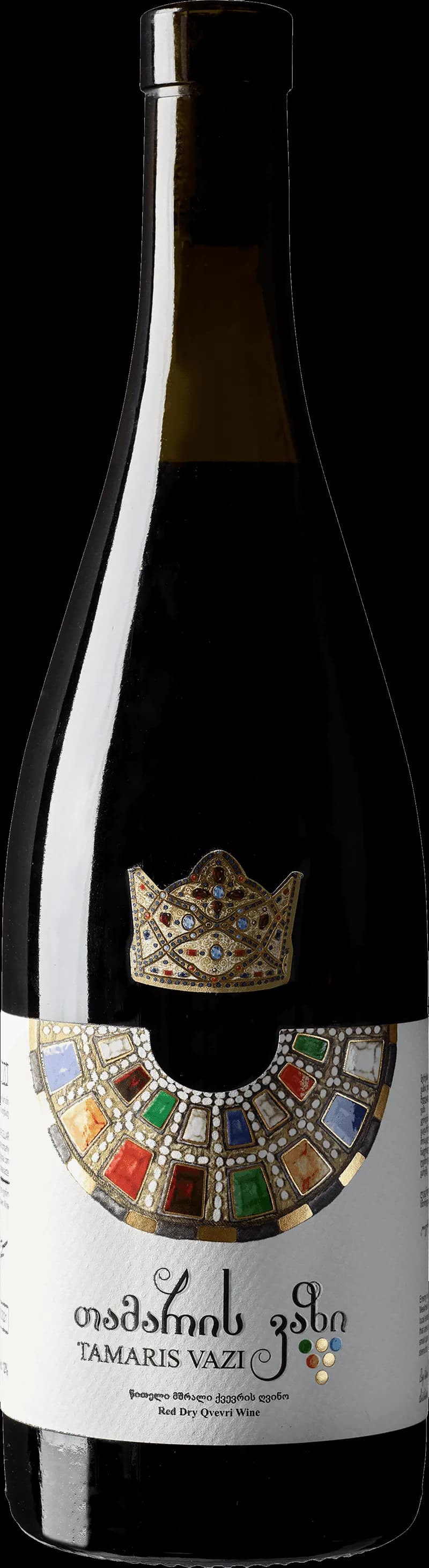 Flaska av rött vin Natenadze på en bordsservering.