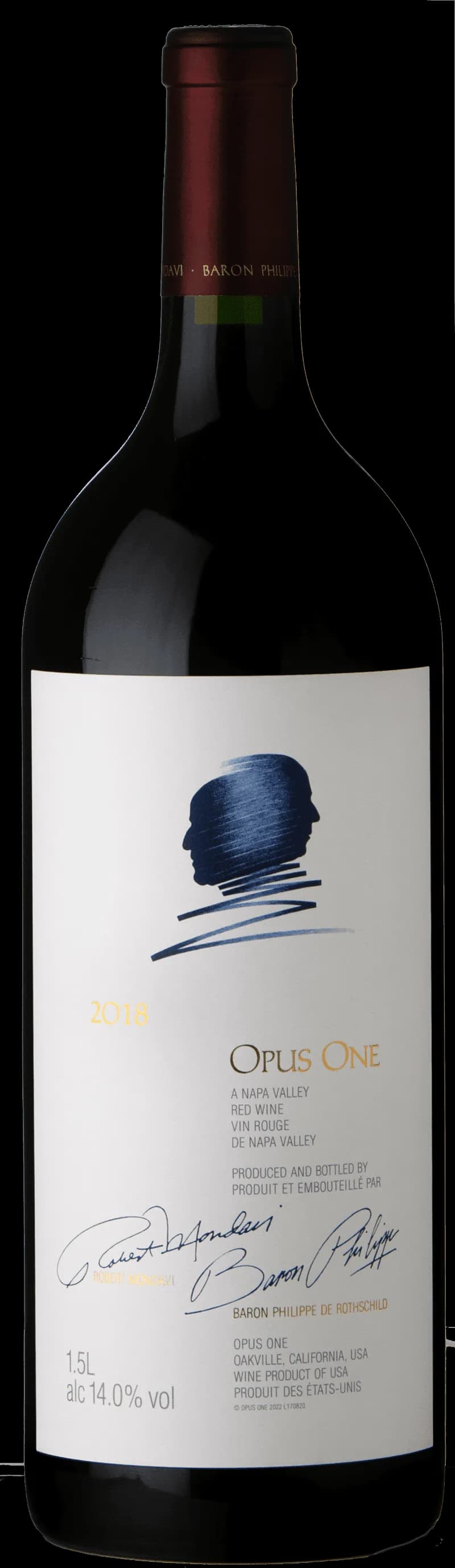 Flaska av rött vin Opus One mot en mörk bakgrund