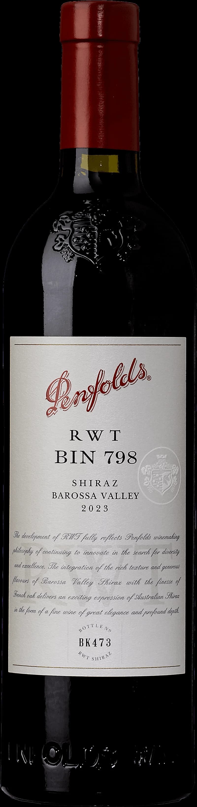 Flaska Penfolds rött vin mot en mörk bakgrund