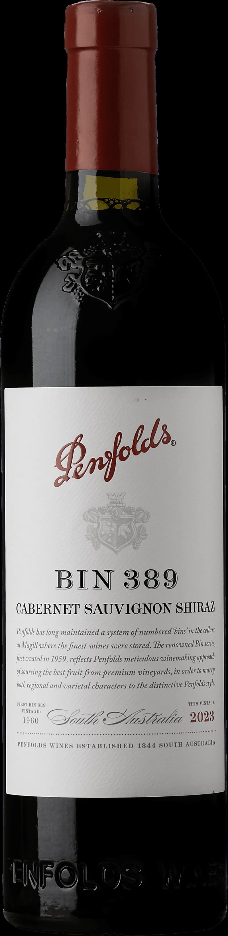 Flaska av rött vin från Penfolds på en bordsservering.