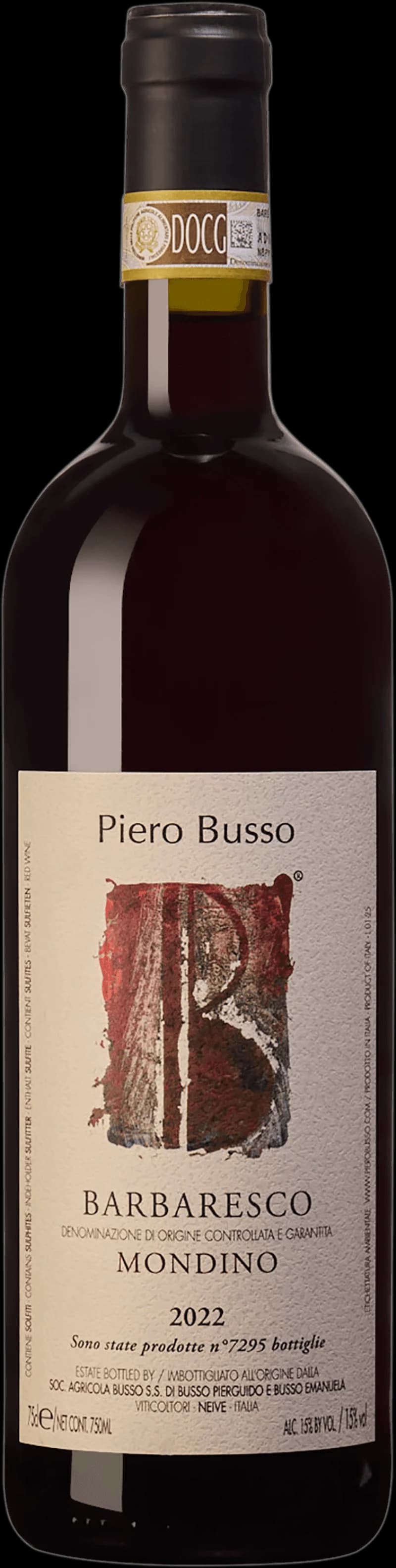 Flaska av Piero Busso rött vin på bordet