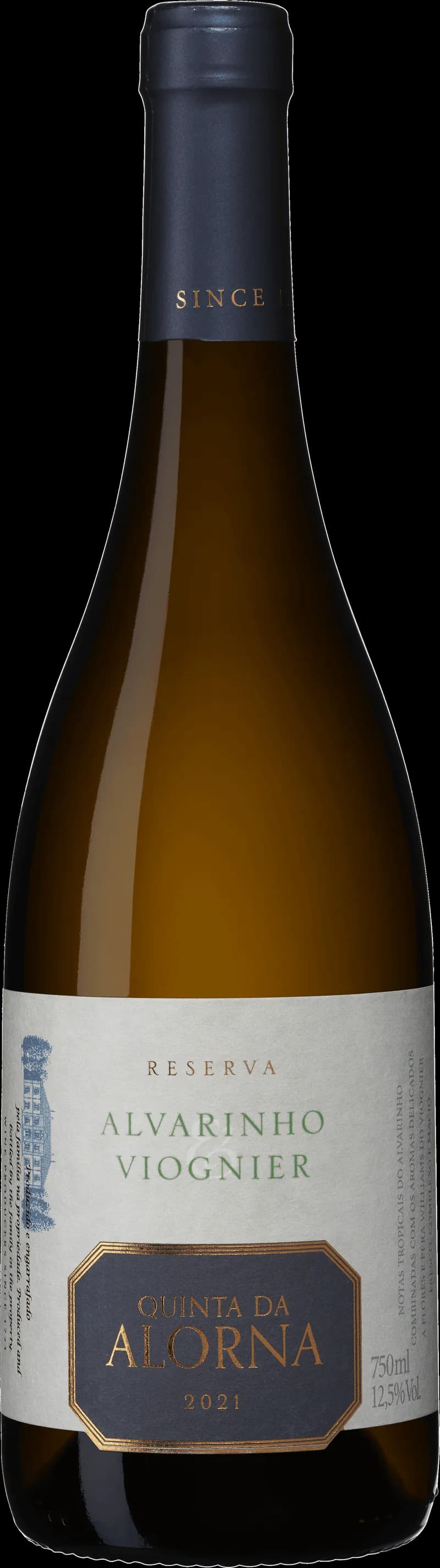 Flaska och glas med Quinta da Alorna vitt vin från Portugal.