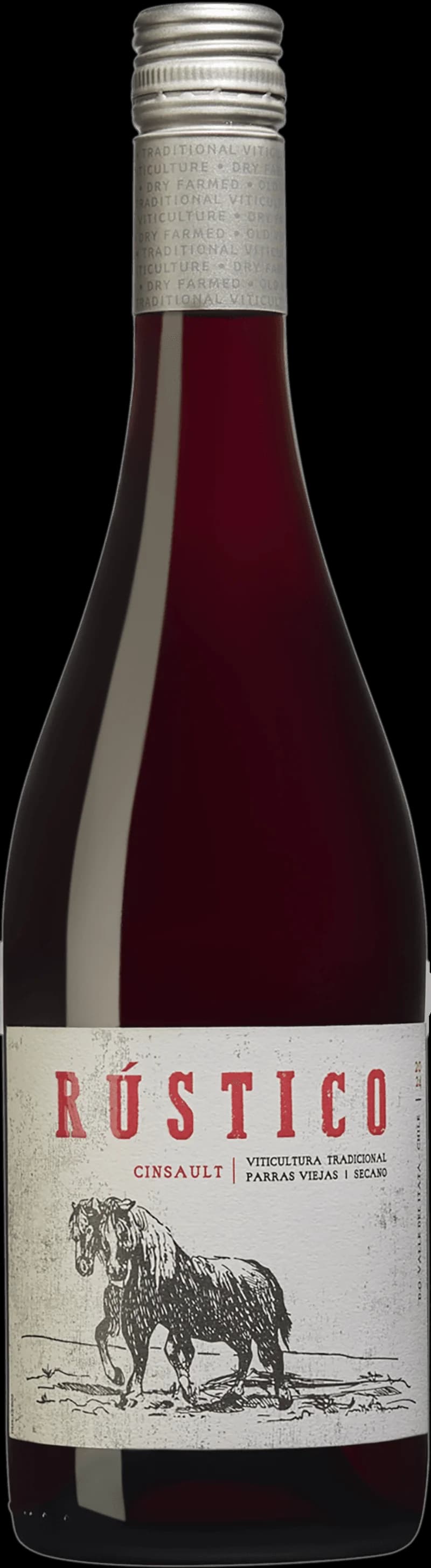 Flaska av rött vin Rústico Cinsault på vit bakgrund.