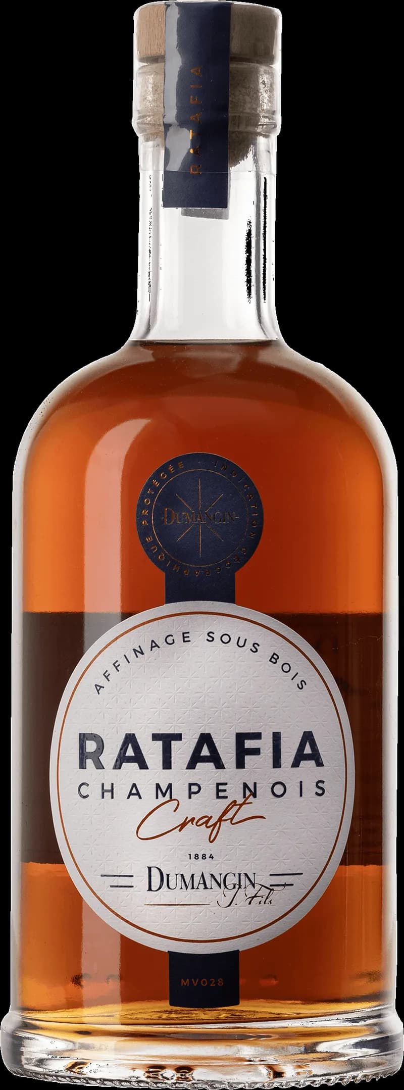 Flaska och glas med Ratafia de Champenois starkvin från Champagne
