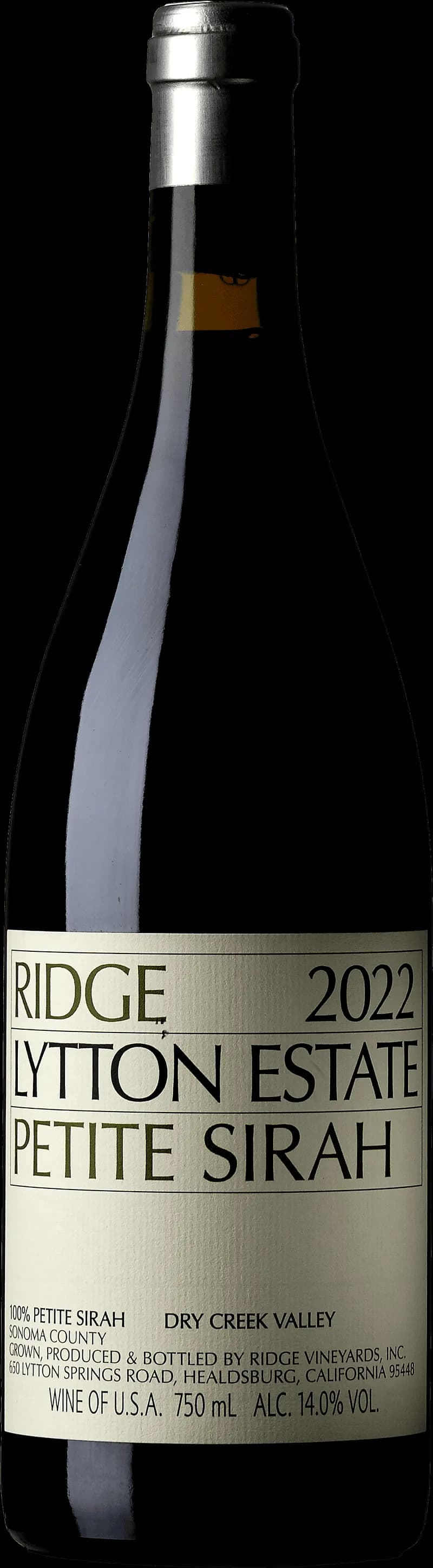 Flaska med Ridge rött vin mot en mörk bakgrund