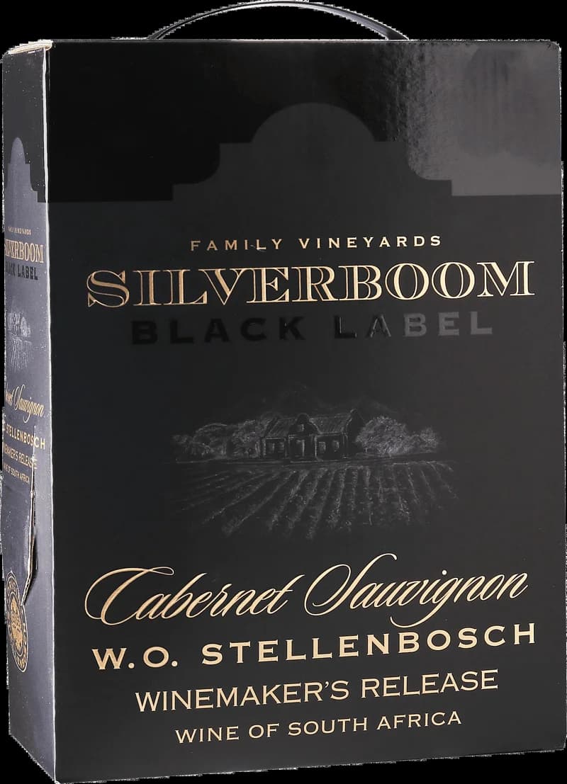 Flaska av Silverboom rött vin på en bordsservering.