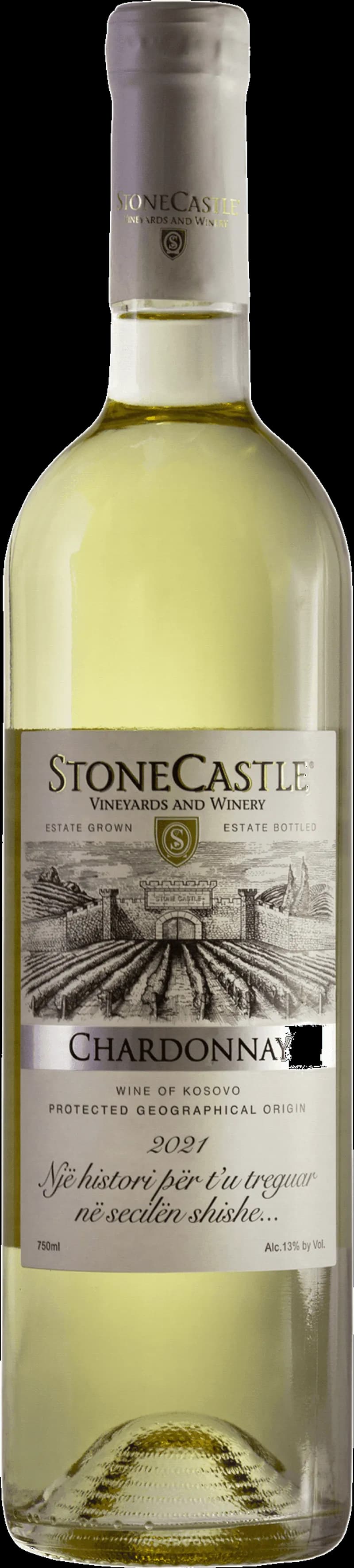 Flaska Stonecastle vitt vin mot en rustik bakgrund