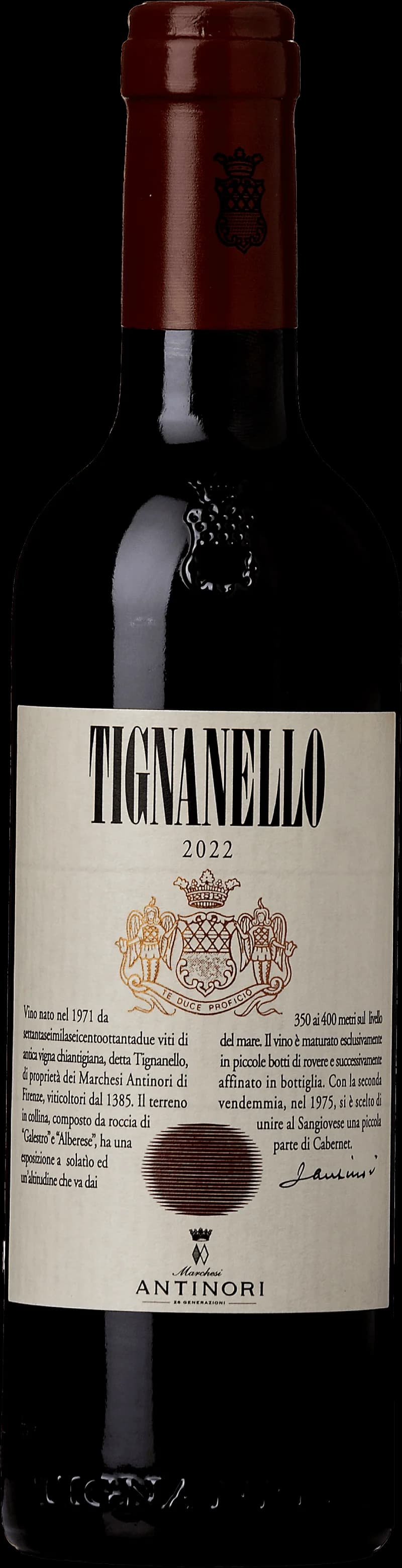 Flaska av Tignanello rött vin på bordet