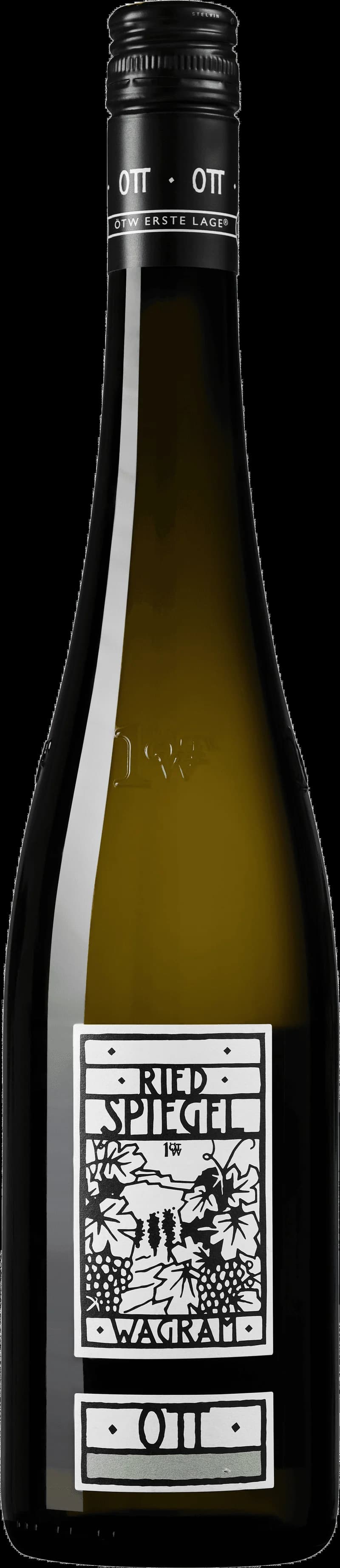 Flaska vitt vin från Weingut Bernhard Ott på en ljus bakgrund.