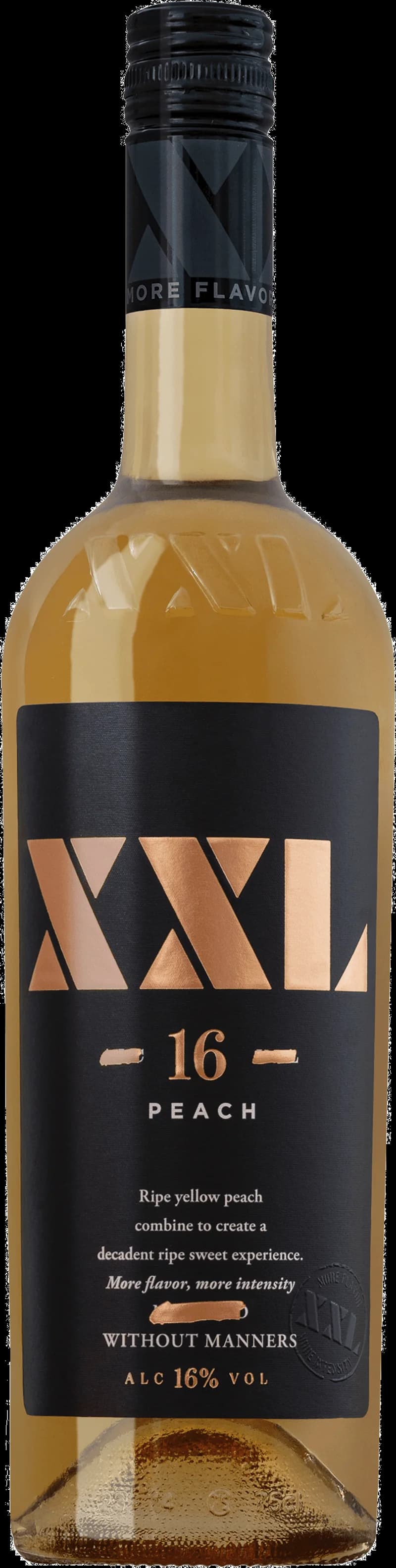 Stor flaska smaksatt vin och fruktvin på en bricka med glas.