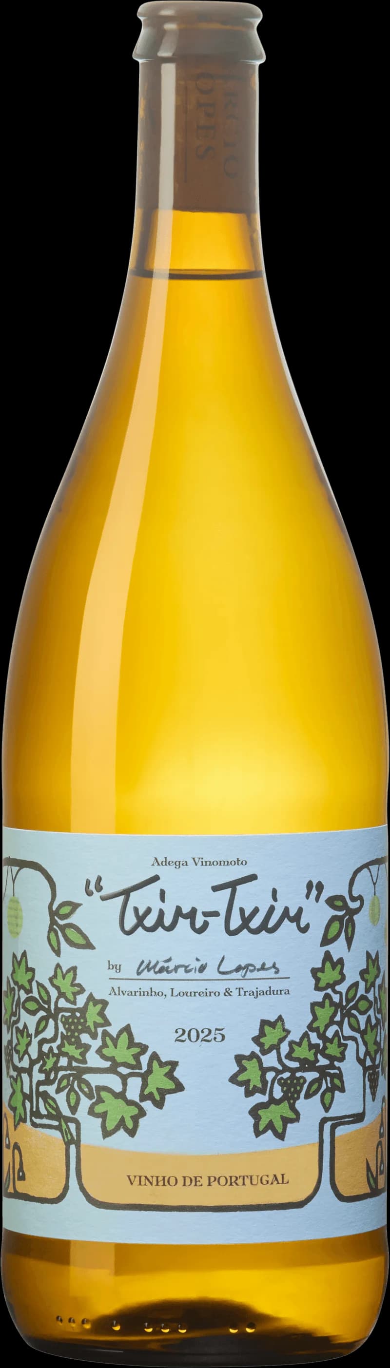 Flaska vitt vin från Adega Vinomoto av vinmakaren Márcio Lopes i Portugal
