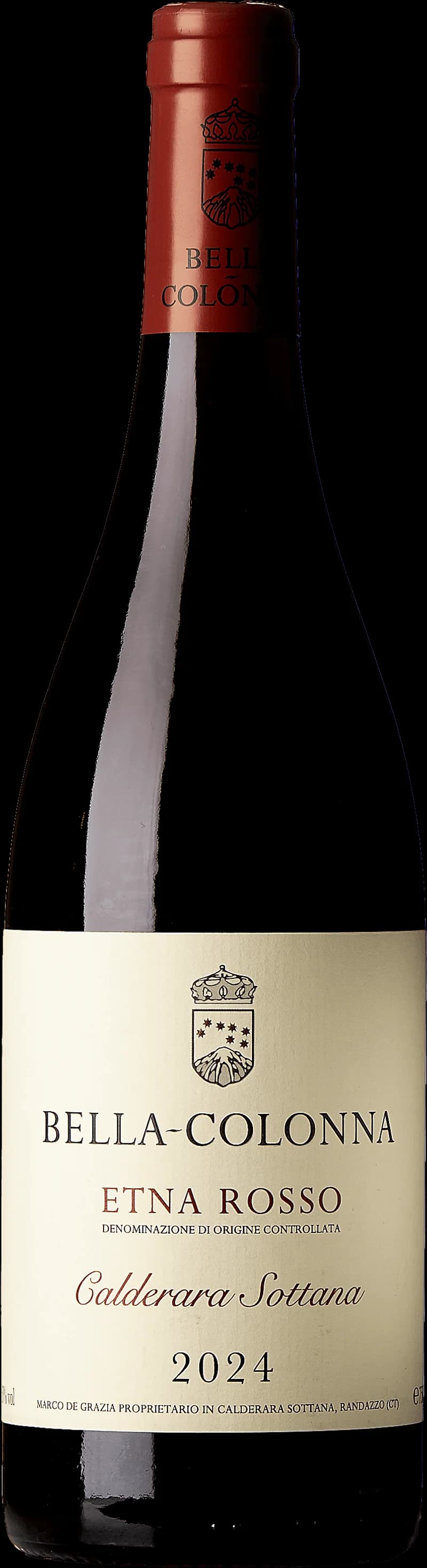 Flaska rött vin av typen Etna Rosso Calderara Sottana, ett vin från Etna på Sicilien