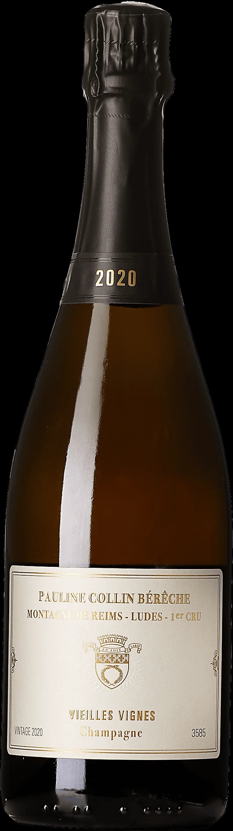 Pauline Collin bär chèvre och ett glas mousserande vin