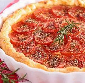 Italiensk favorit – Torta di pomodoro con ricotta och en röd Lambrusco