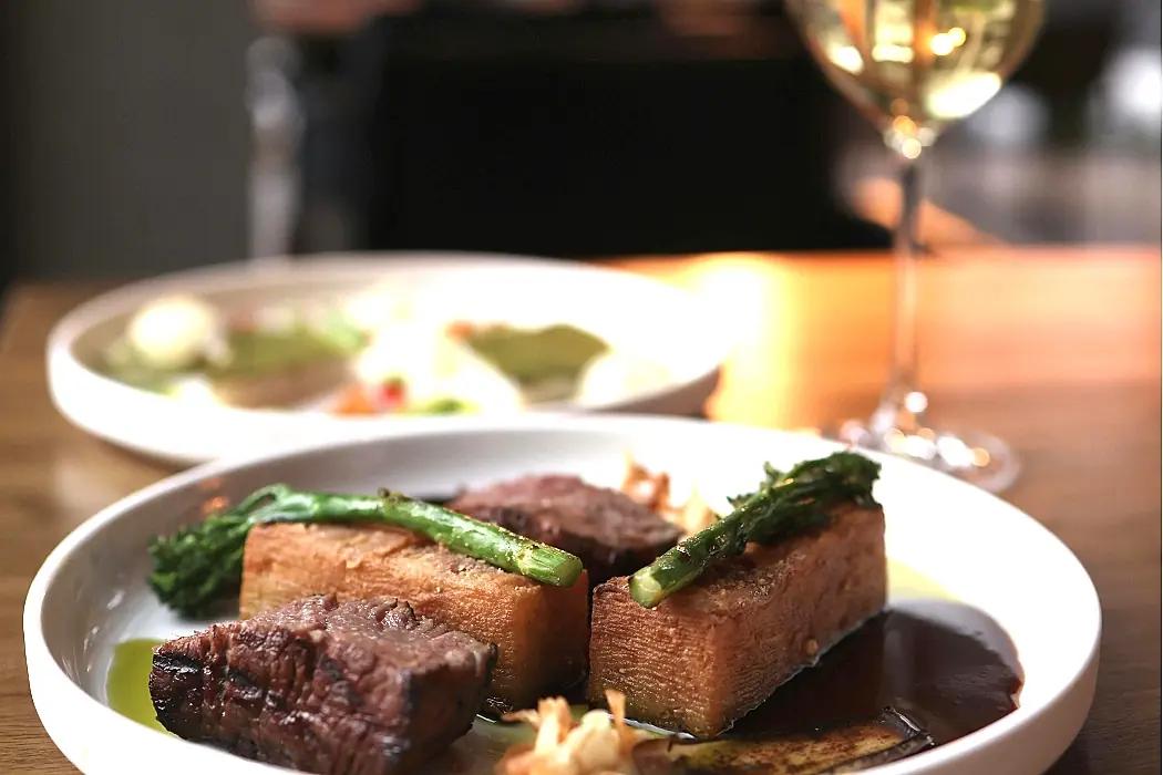 vitt vin kött - omslag