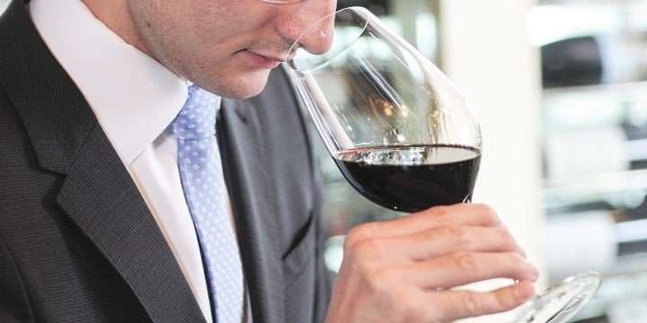 Vad gor en sommelier