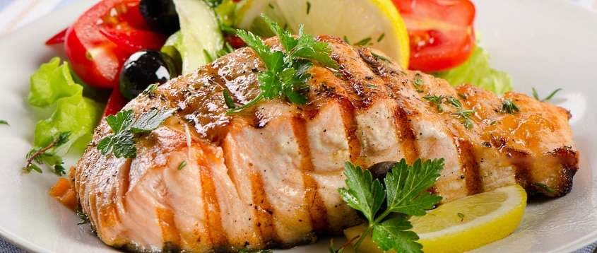 Falco Artinto - flammad lax med sallad