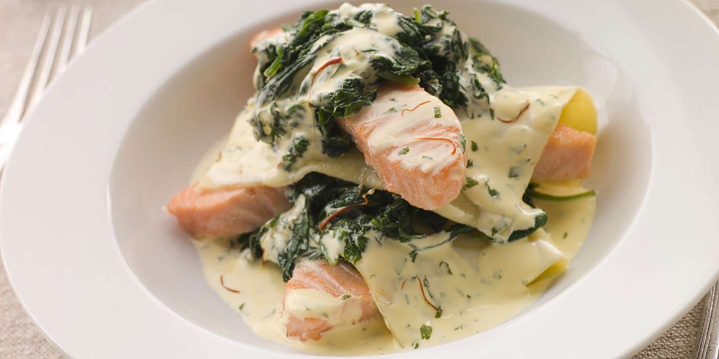 Tobacco Road Sparkling Chardonnay - lasagne på tallrik