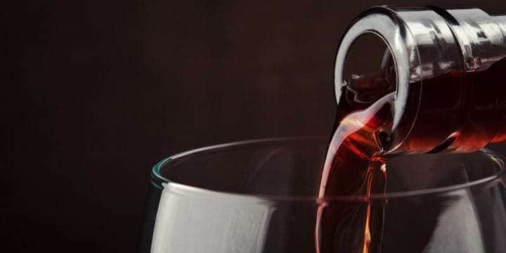 pouring-red-wine