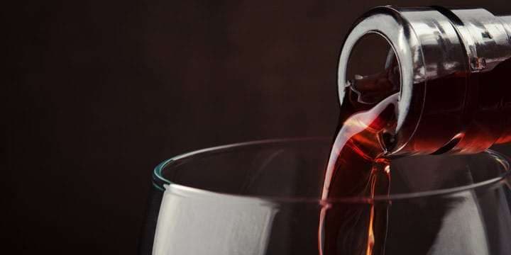 pouring-red-wine