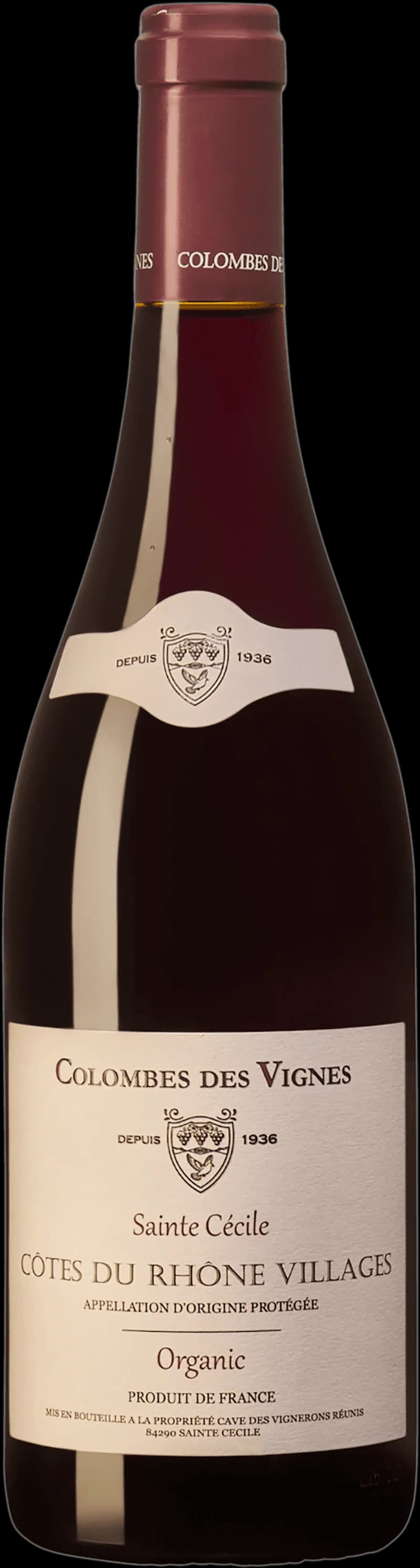 Flaska rött vin av märket Colombes des Vignes, fotograferad mot neutral bakgrund