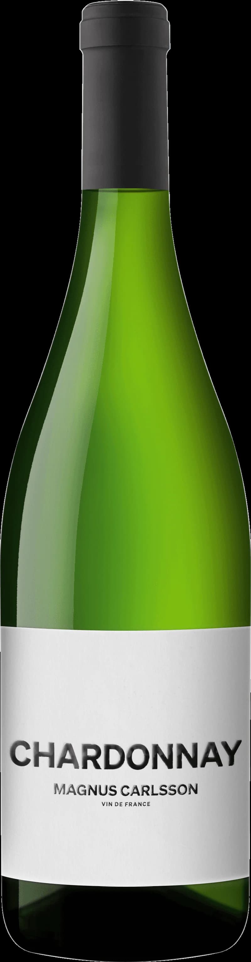 Magnus Carlsson håller ett glas vitt vin i handen