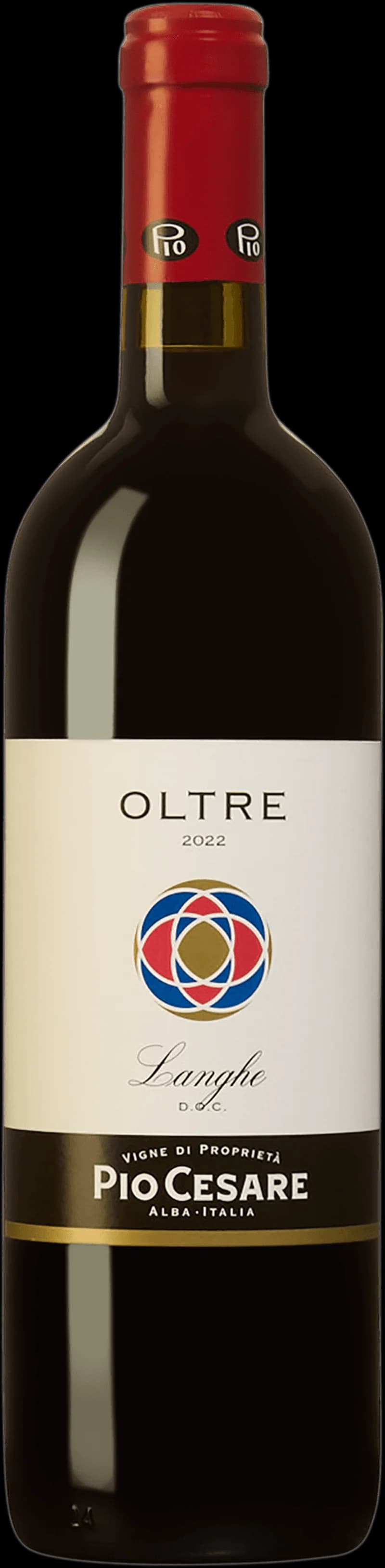 Flaska Pio Cesare rött vin, italienskt rödvin från Piemonte
